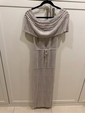 Off-Shoulder Crochet Maxi Dress in Light Gray/Taupe
